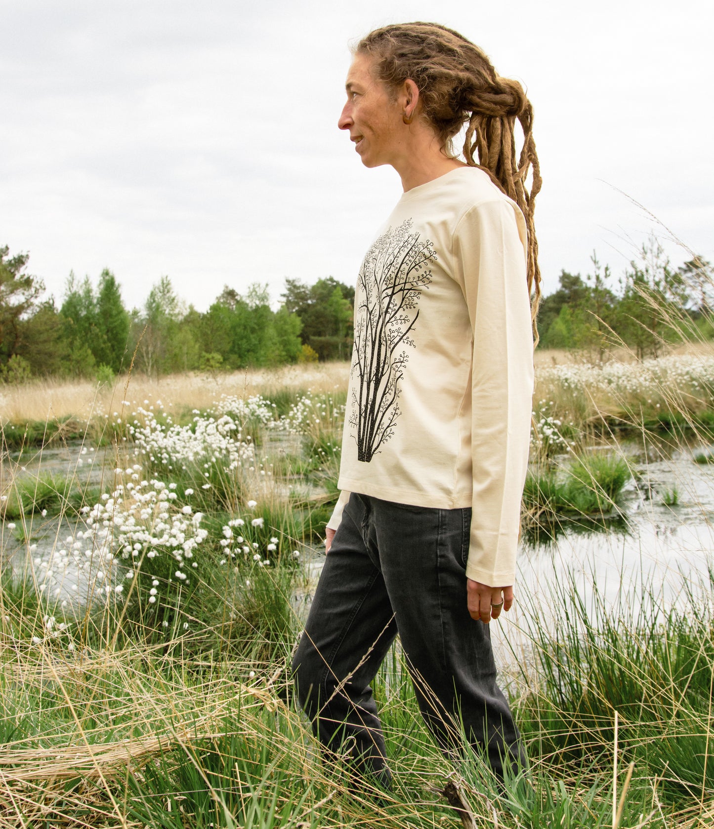 Erle mit Elster Langarmshirt in natural raw XS-XXL