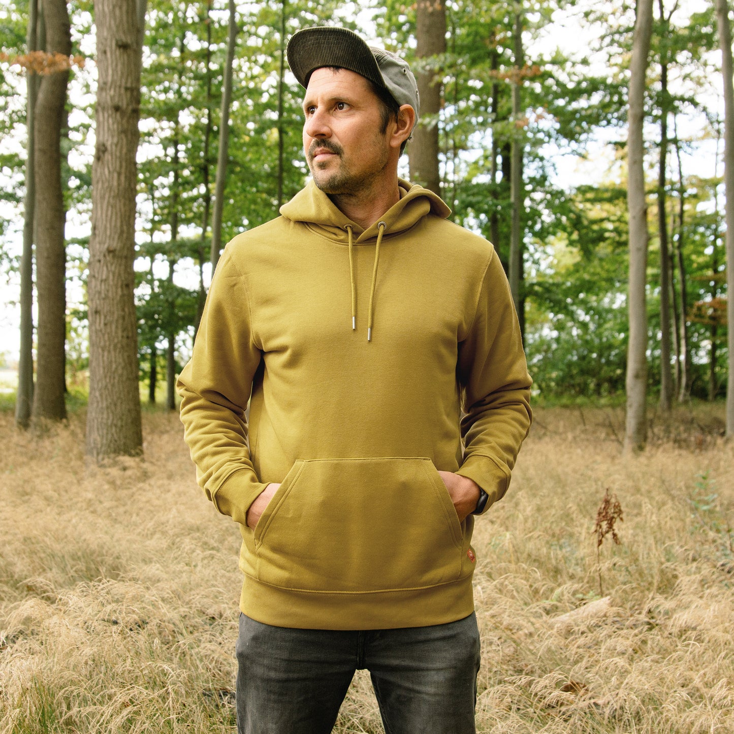 Reisewiesel Hoodie unisex in olive oil XS, S