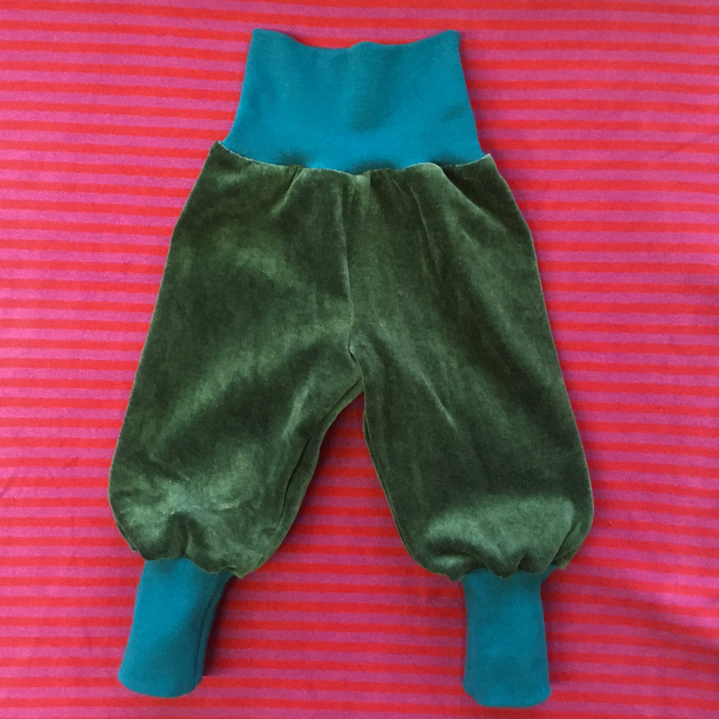 Baby Nickihose in bottle green / petrol 68/74