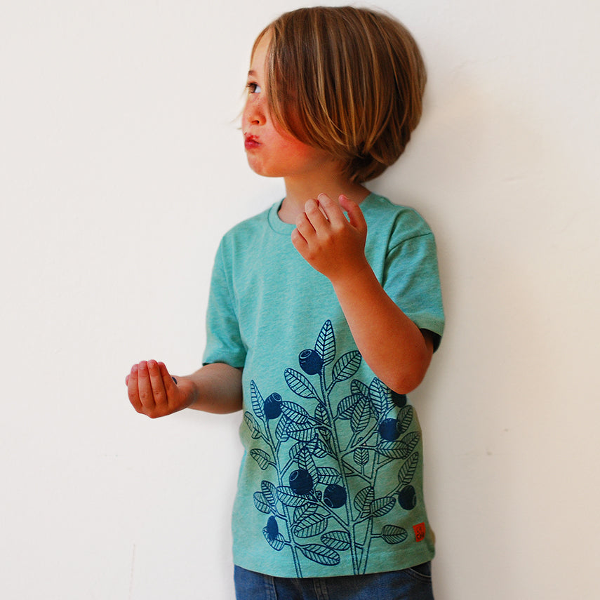 Blaubeer T-Shirt in mid heather green 98-128