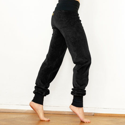Bio Yogahose aus Nicki in schwarz