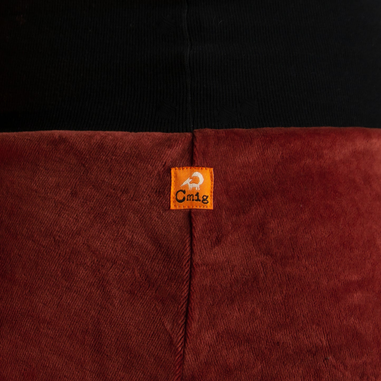 Bio Yogahose aus Nicki in rost / schwarz