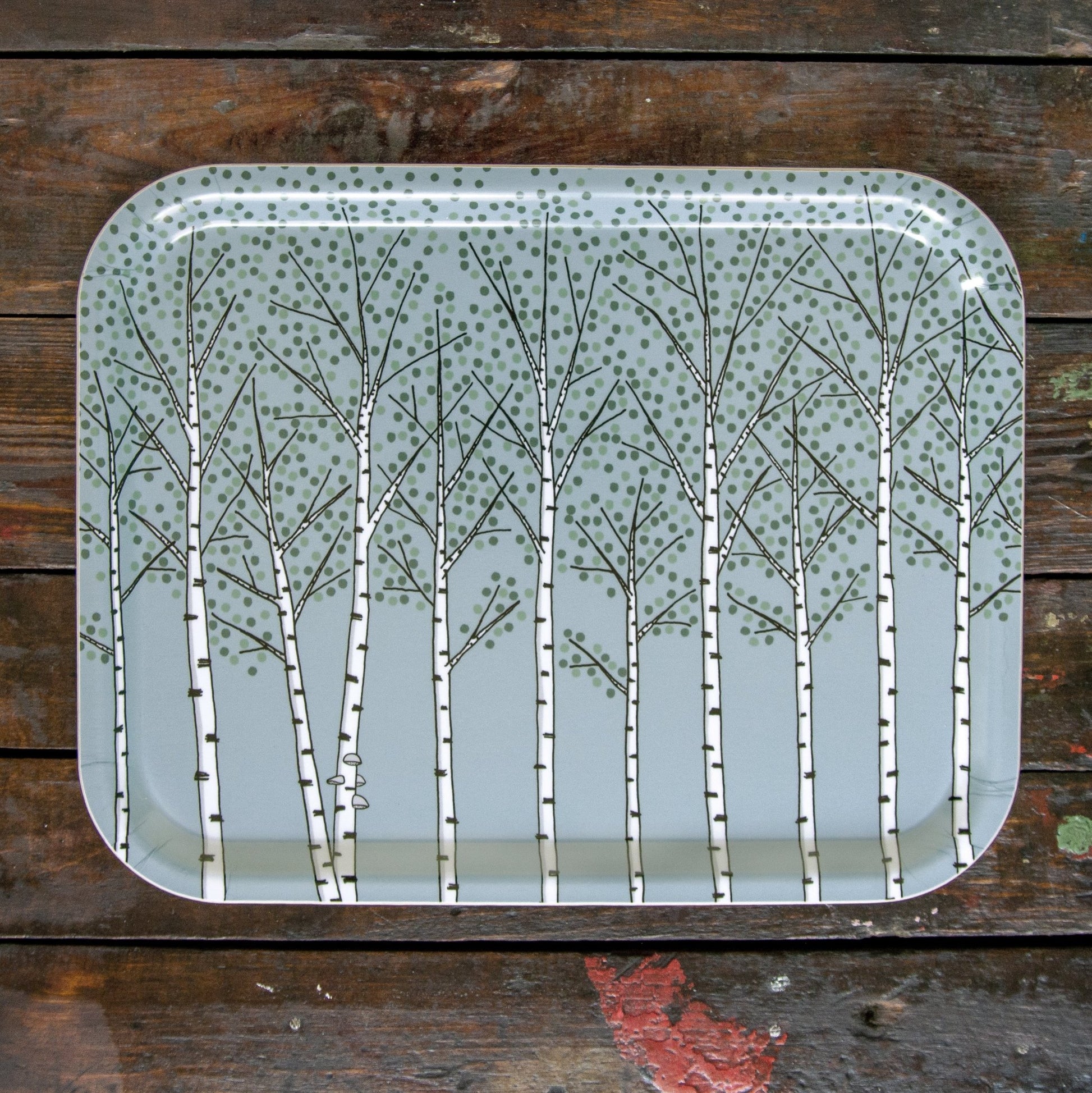 Blaues Birken-Tablett aus Birkenfurnier 36 × 28 cm im skandinavischen Design