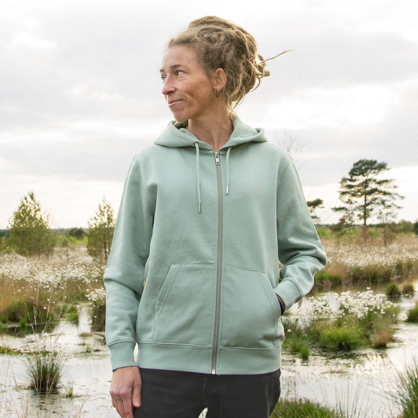 Birken Kapuzenjacke unisex in aloe XS-XXL