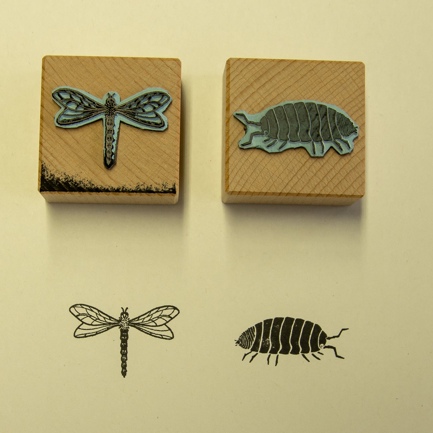 B-Ware Stempel 2er-Set aus Buchenholz Libelle & Assel