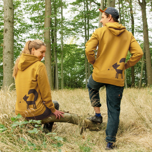 Damen Fuchs Hoodie in Ocker aus Bio-Baumwolle mit großem Fuchs-Motiv im unisex schnitt
