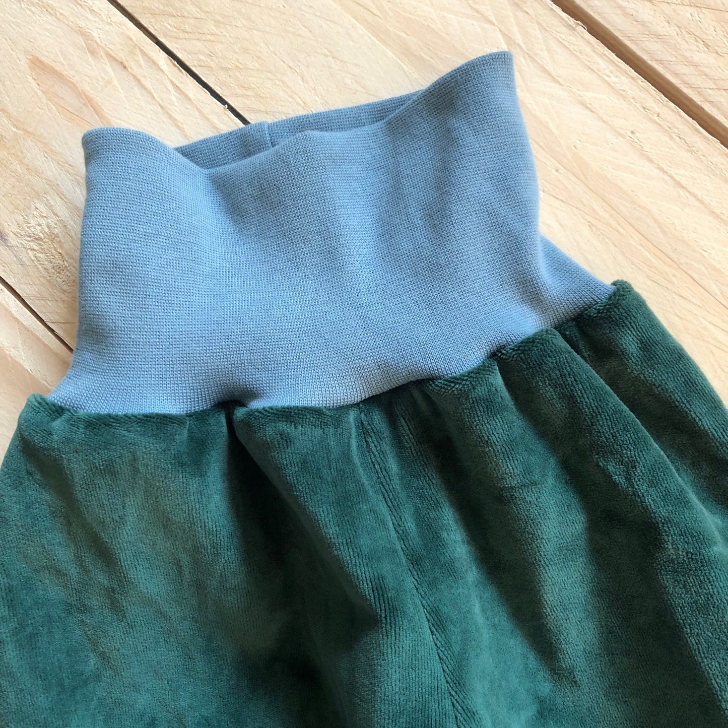 Kinder Nickihose in bottle green /dusty blue 92