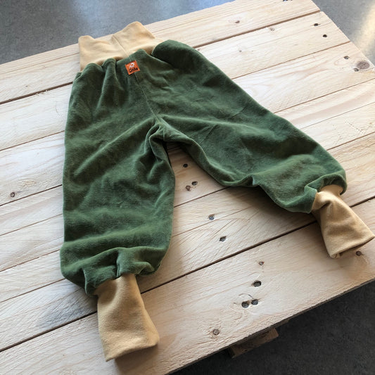 Kinder Nickihose in moss green / light yellow 128
