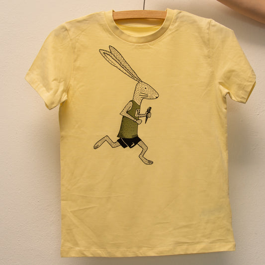 unikat Laufhase T-Shirt in Butter 134/140