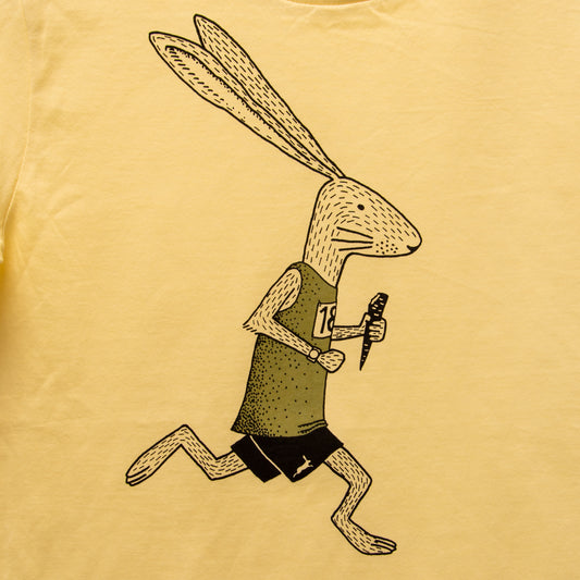 unikat Laufhase T-Shirt in Butter 134/140