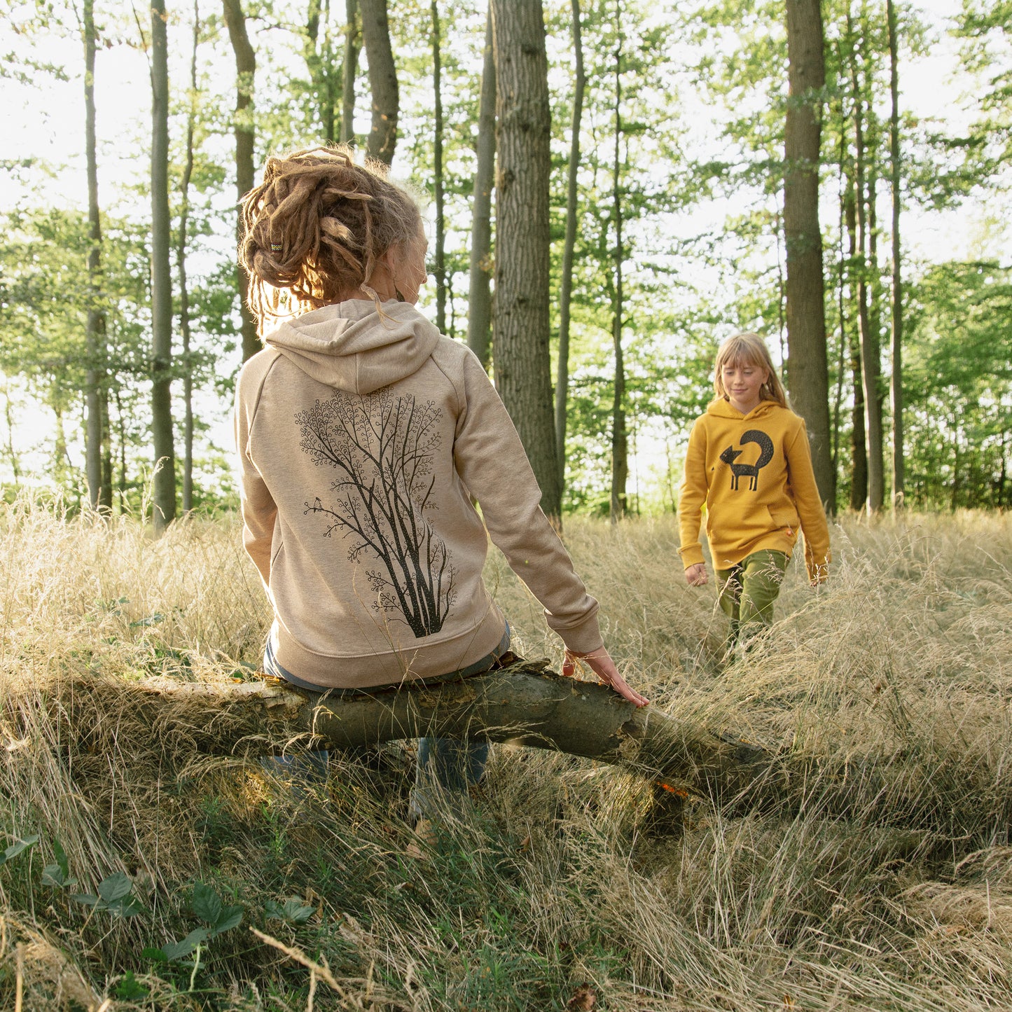 Erle mit Elster Hoodie in heather sand