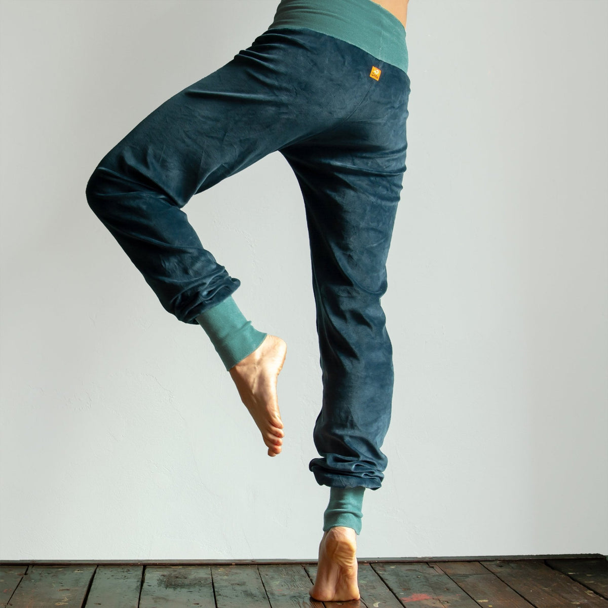 Bio Yogahose aus Nicki in blau / seagreen M, L