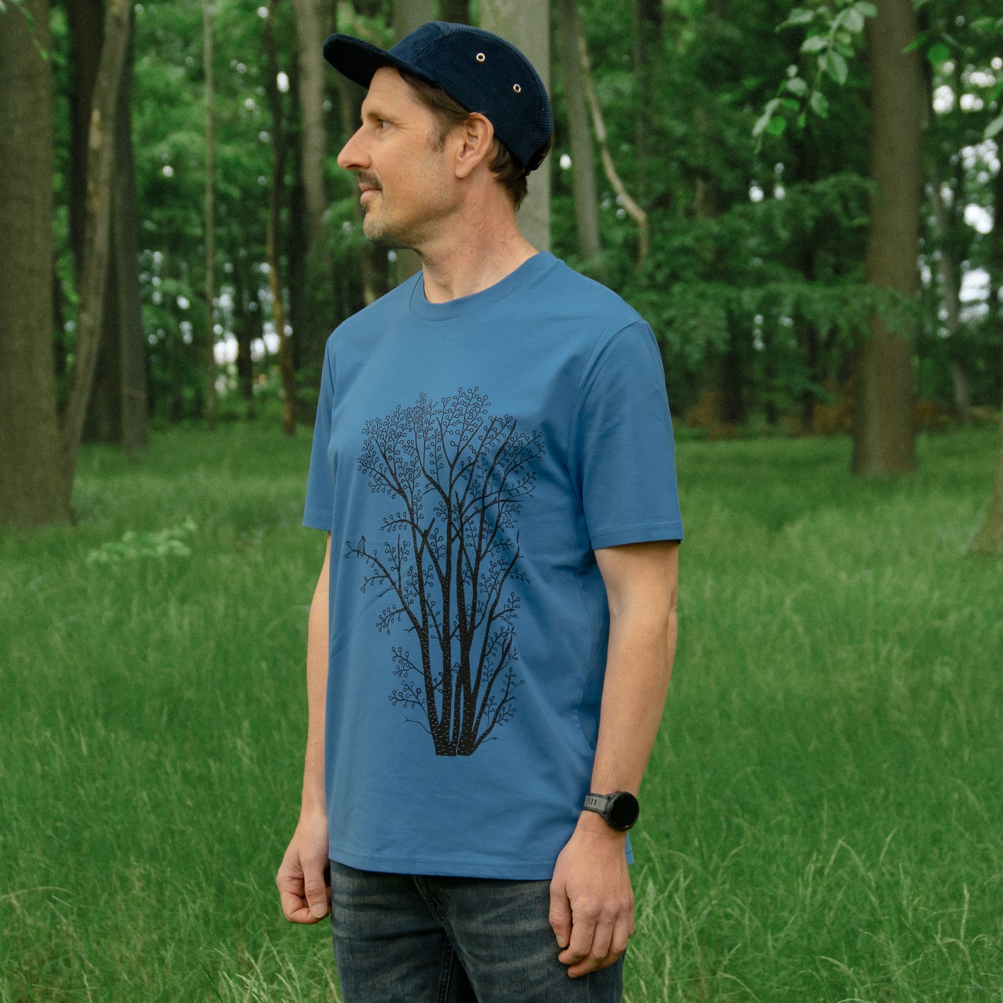 Erle mit Elster T-Shirt in mindful blue XS-M