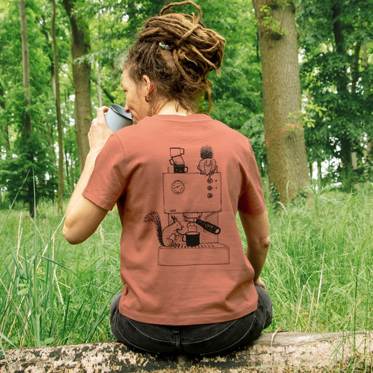 Damen Espresso T-Shirt in Heritage Brown mit Eichhörnchen-Backprint
