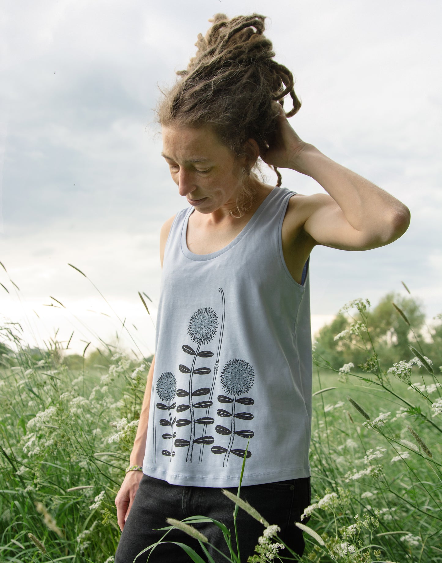 Waldblumen Tank-Top in serene blue XS-XXL