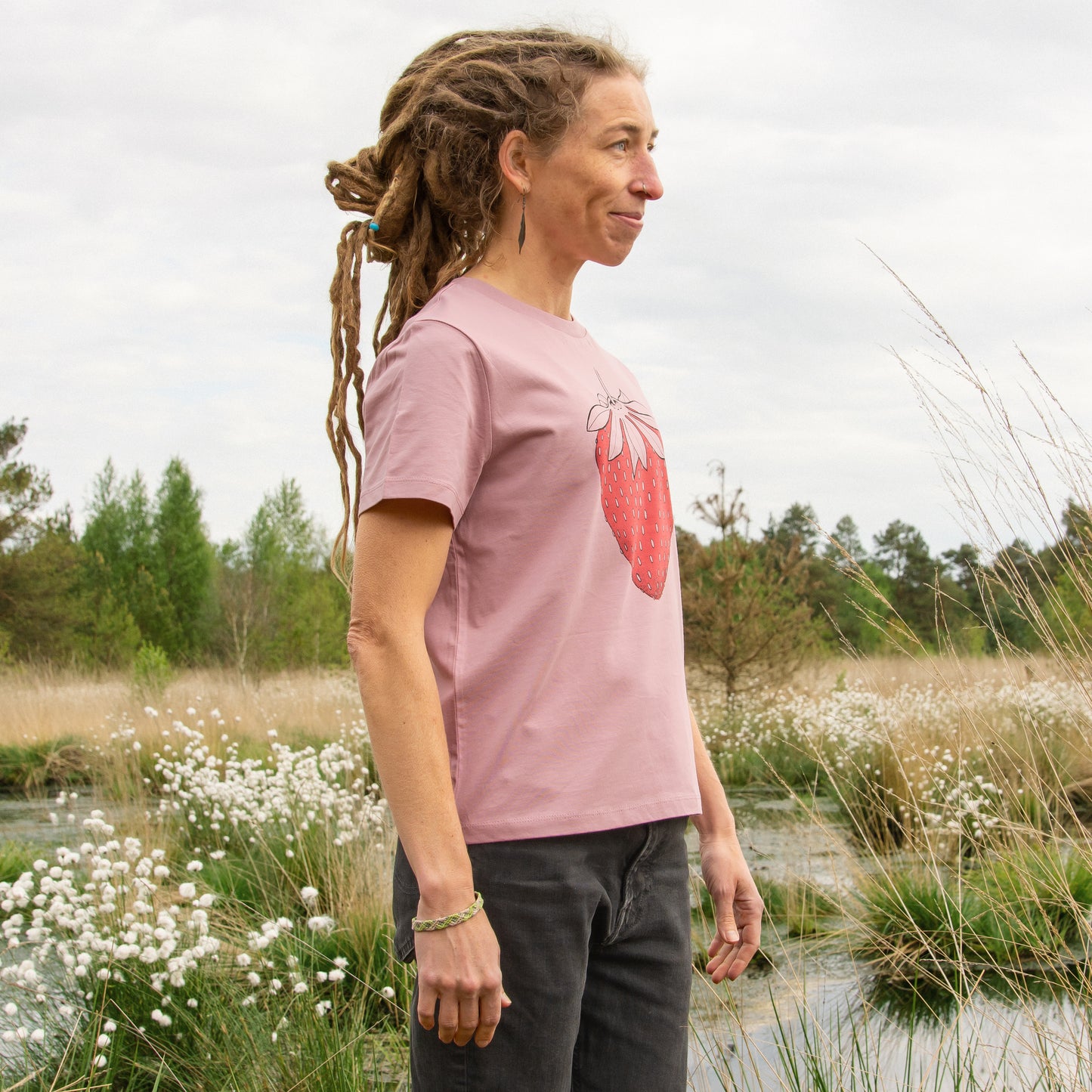 Erdbeer T-Shirt in lilac dream XS-XXL