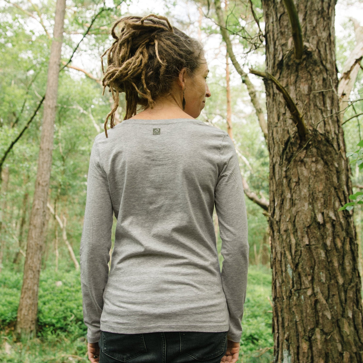 Tanne Langarmshirt in heather grey M-XL