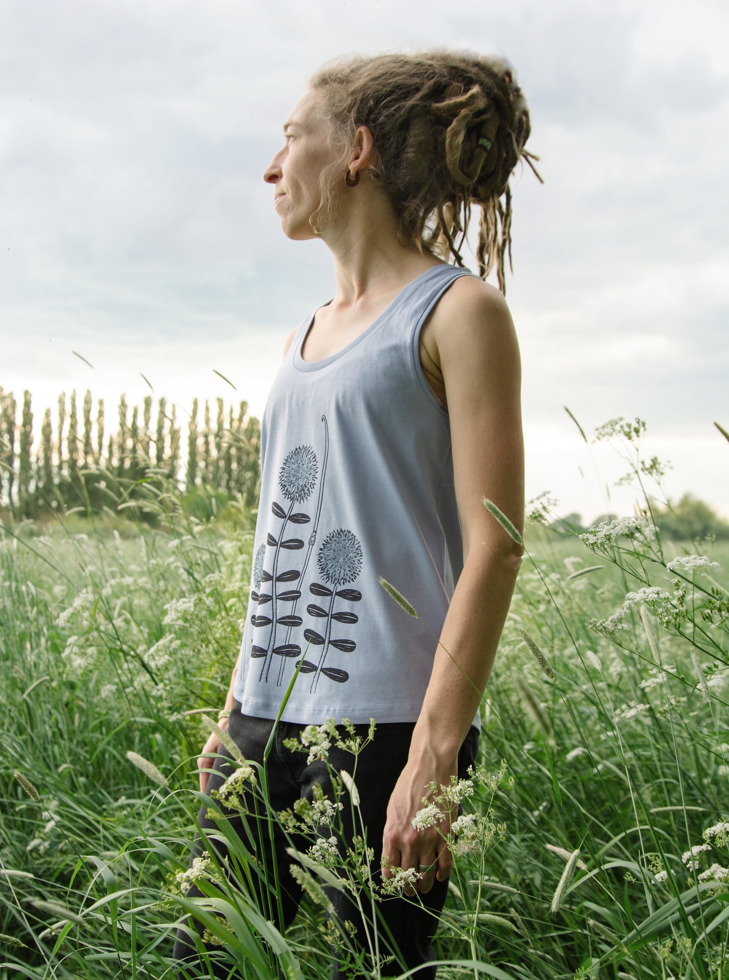 Waldblumen Tank-Top in serene blue XS-XXL
