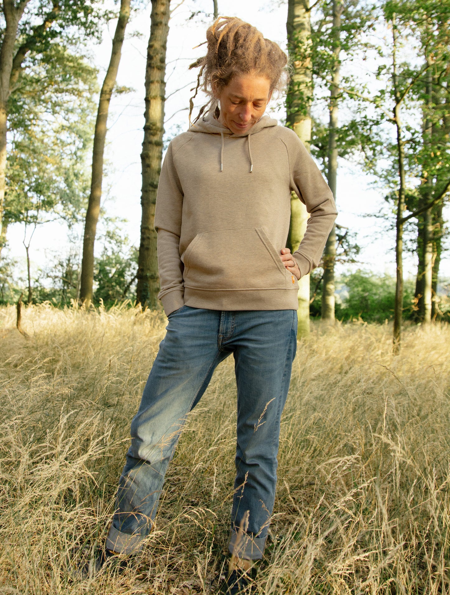 Erle mit Elster Hoodie in heather sand