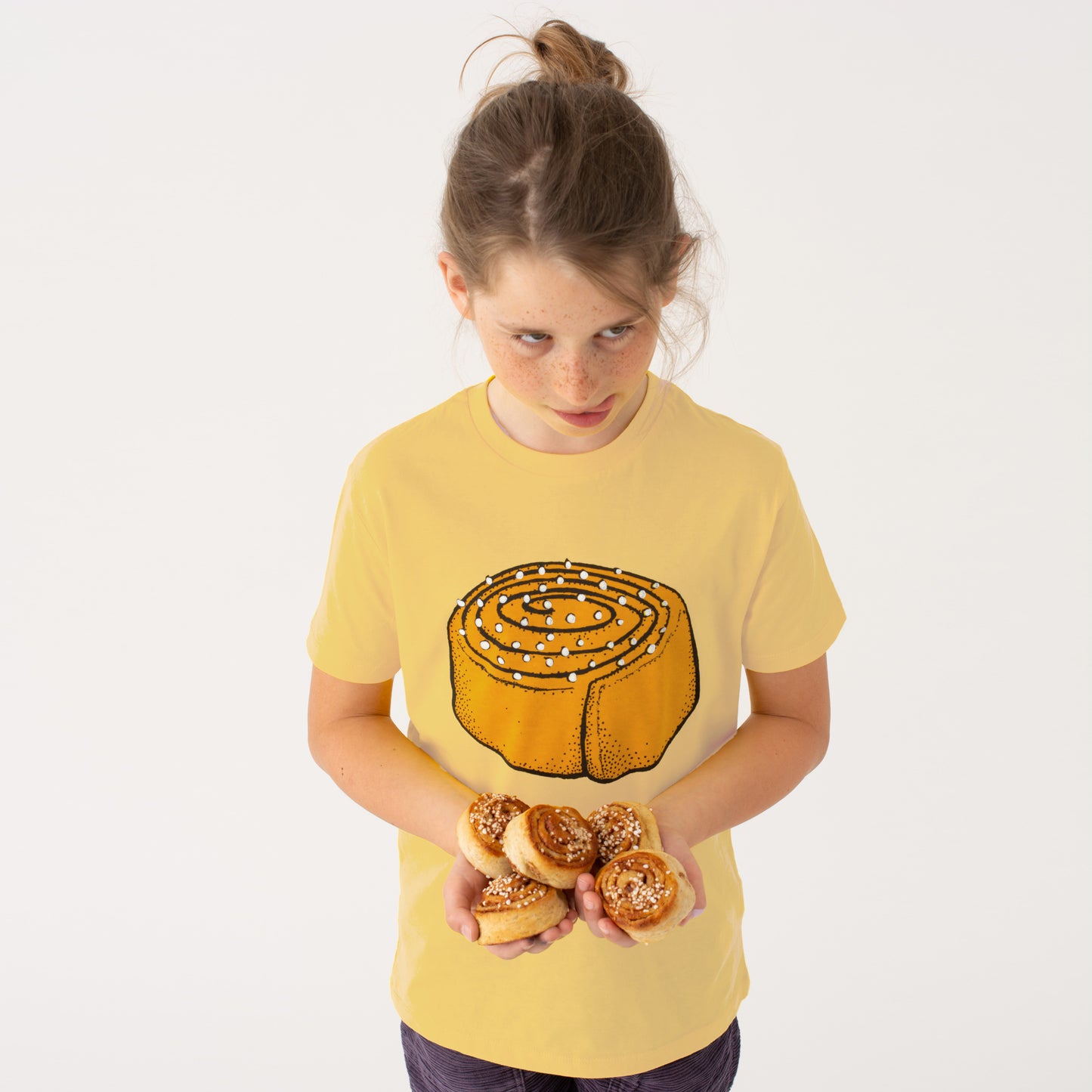 Zimtschnecke T-Shirt in viva yellow
