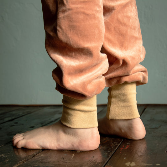 Kinder Nickihose in peach bloom / light yellow 98