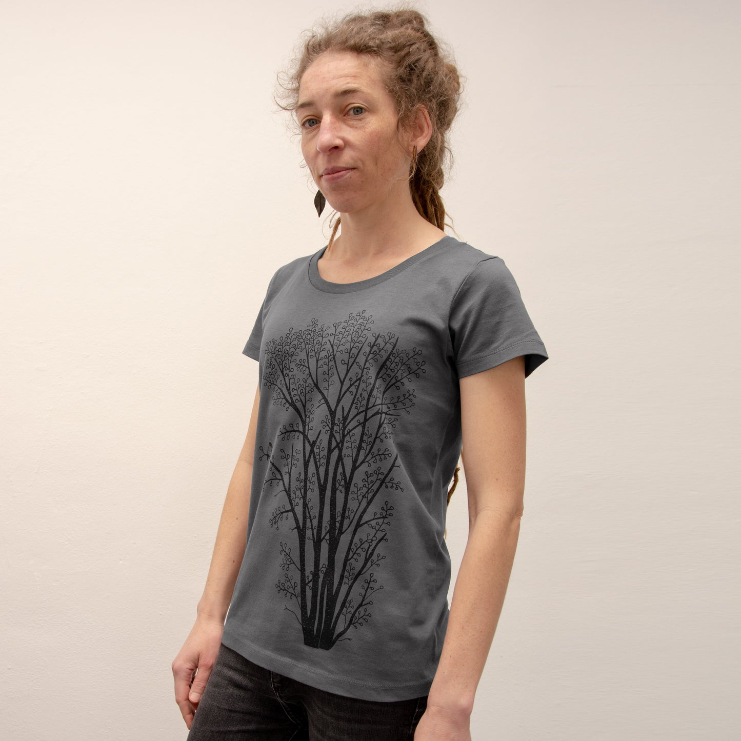 Erle mit Elster T-Shirt in anthracite XS-XXL