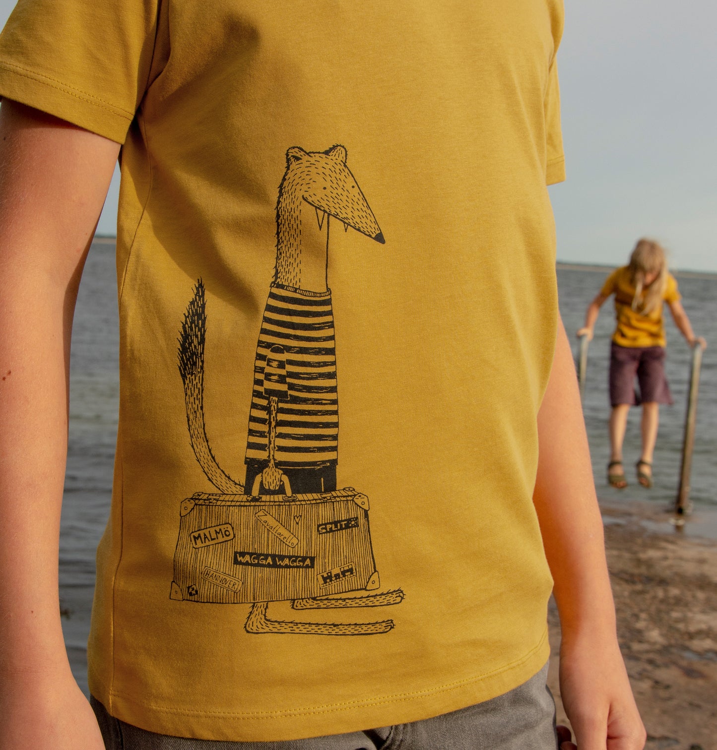 Reisewiesel T-Shirt in ochre