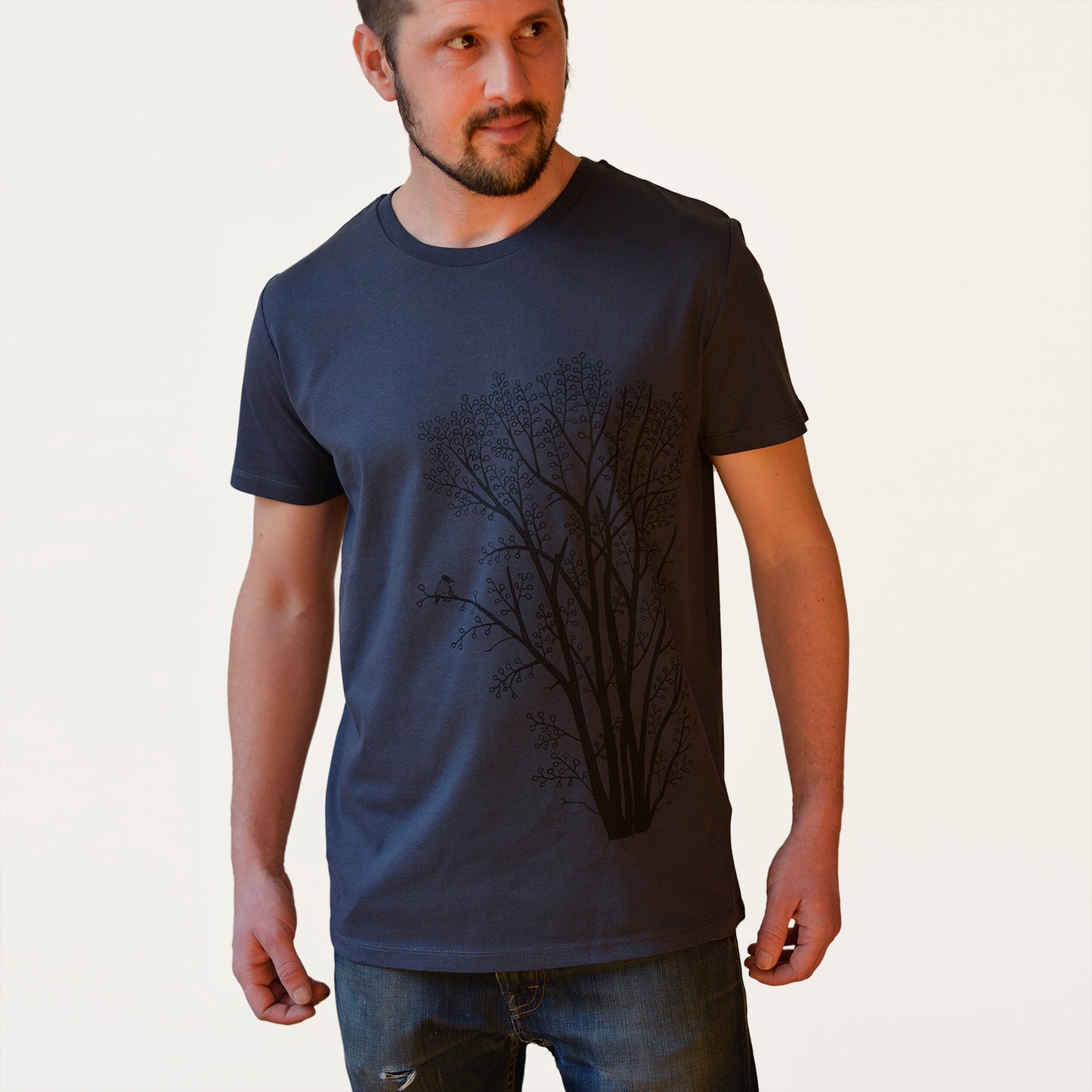 Erle mit Elster T-Shirt in india ink grey XS-XXL