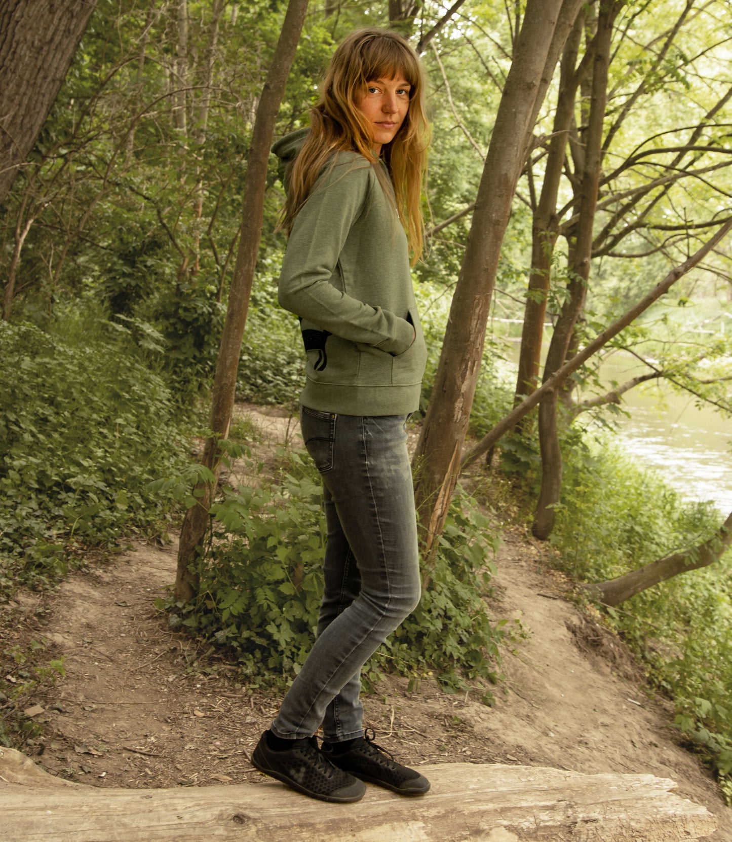 Franzi Fuchs Hoodie in mid heather khaki für Damen